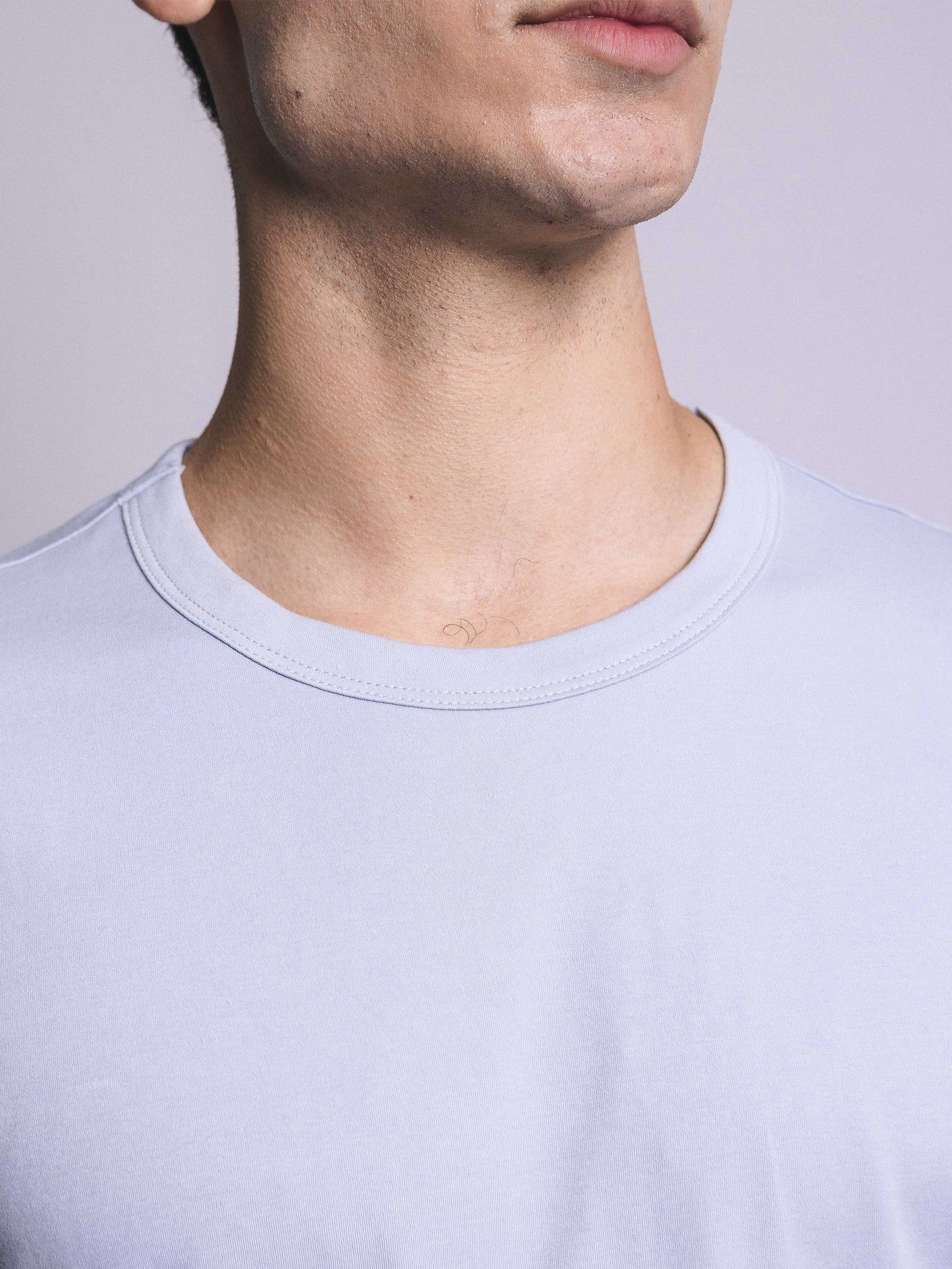 Camiseta básica de pima - celeste