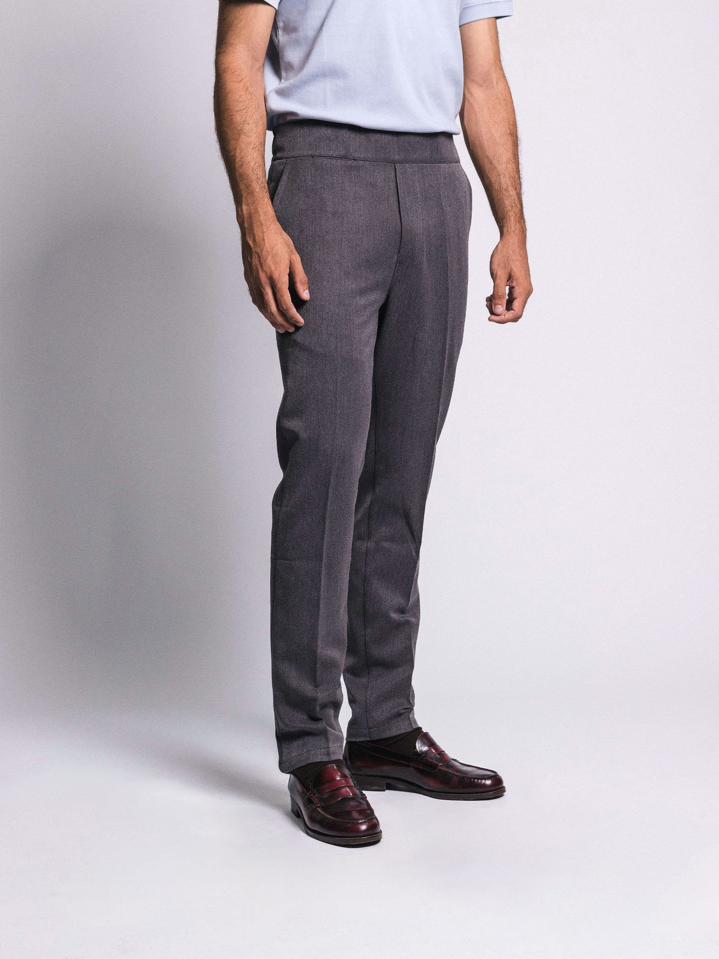 Jogger de vestir 2.0 - plomo