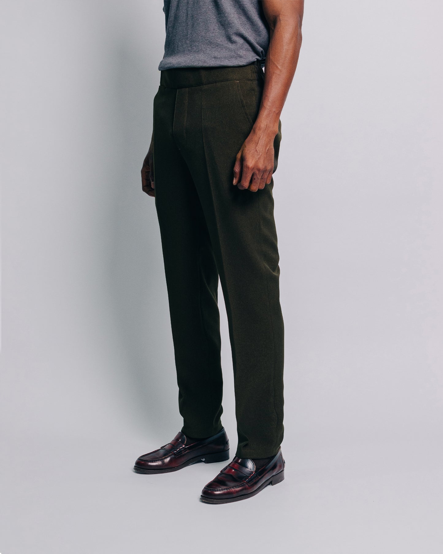 Jogger de vestir 2.0 - verde militar