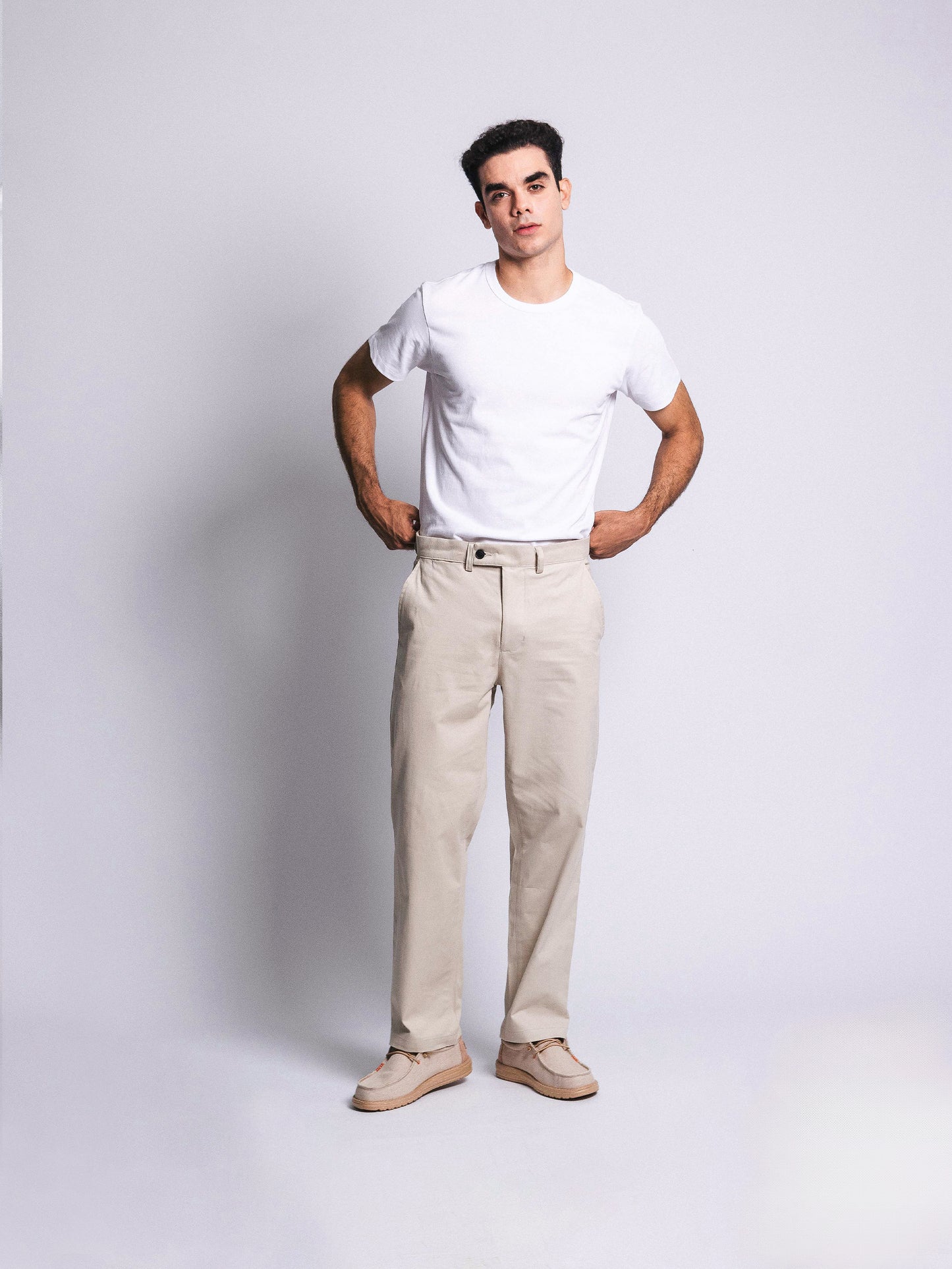 Pantalón drill classic fit - hueso