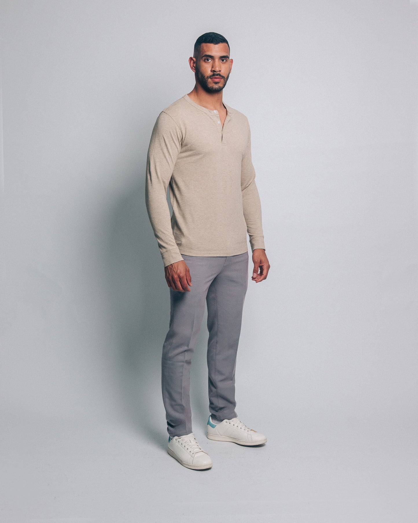 Camiseta henley - beige