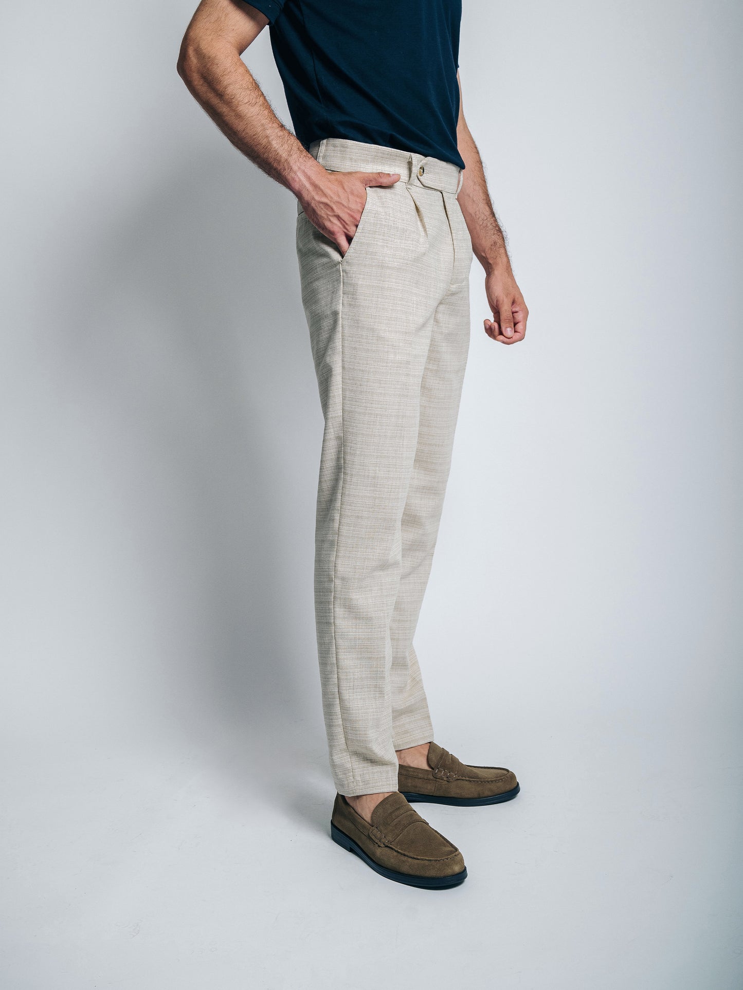Sastre con pinzas 2.0 de lino - beige
