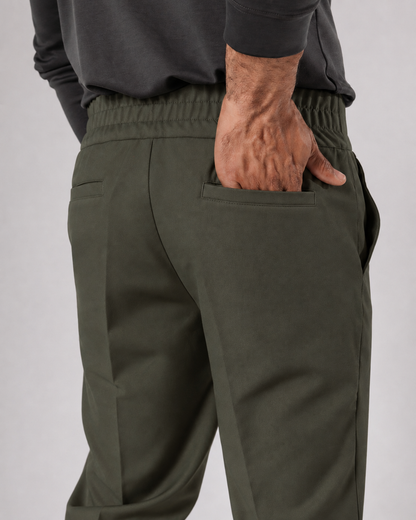 Jogger de vestir 2.0 — olivo