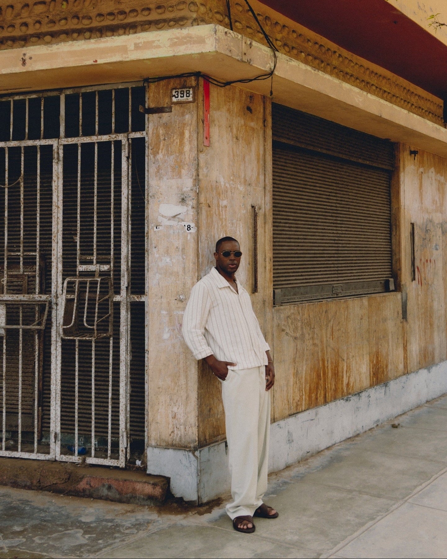 SOBRECAMISA DE LINO - PERLA/LINEAS BEIGE