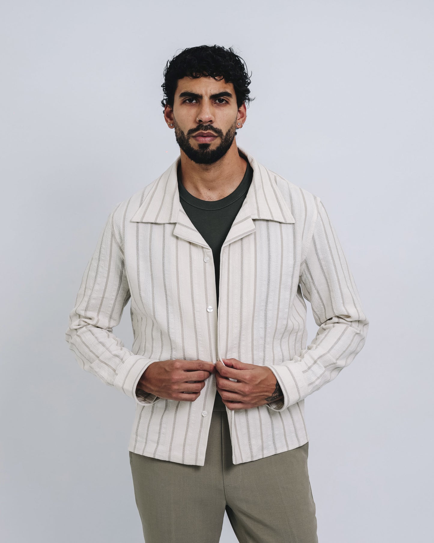 SOBRECAMISA DE LINO - PERLA/LINEAS BEIGE