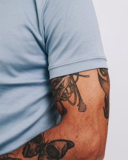 Camiseta básica de pima - celeste