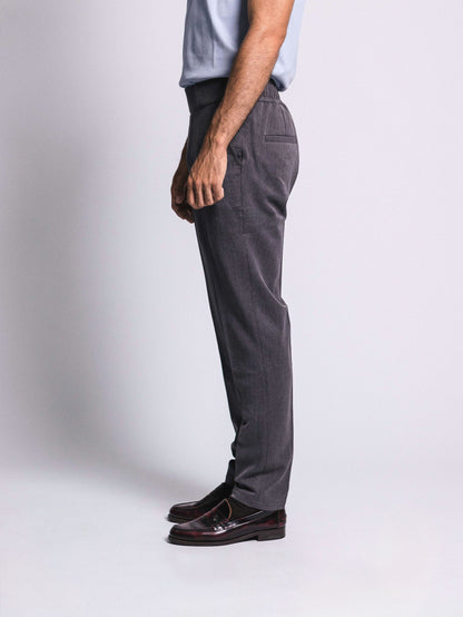 Jogger de vestir 2.0 - plomo