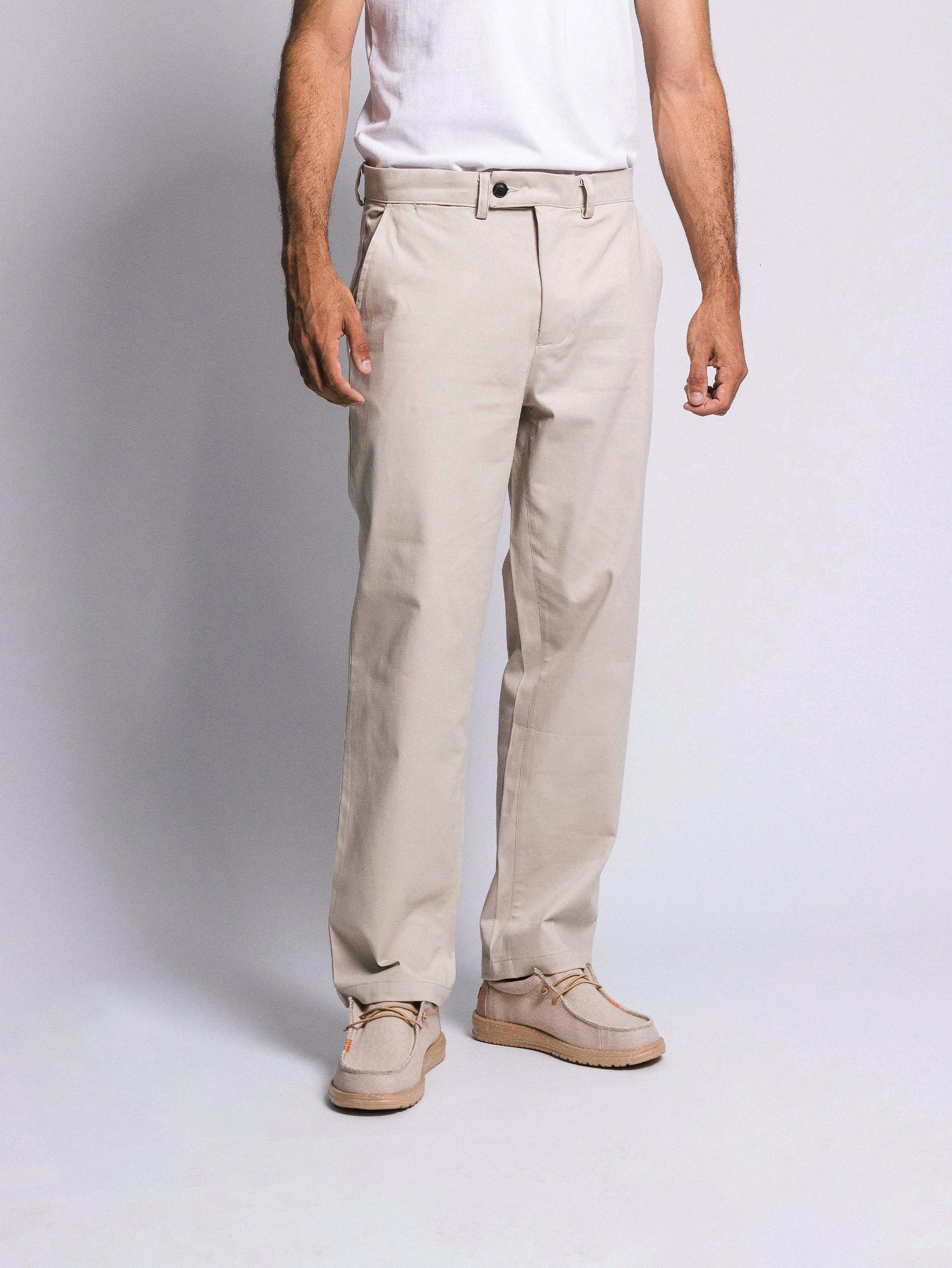 Pantalón drill classic fit - hueso
