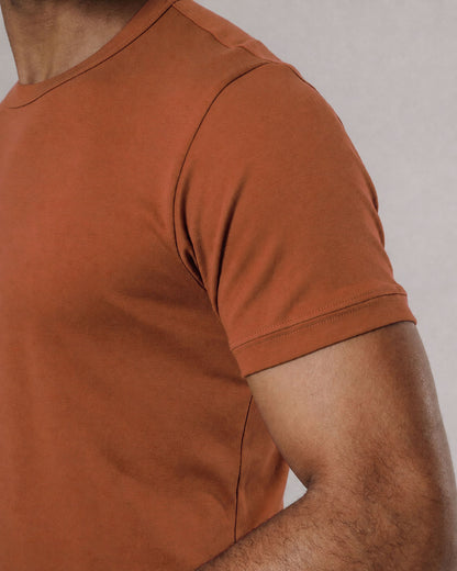 Camiseta básica de pima — ladrillo