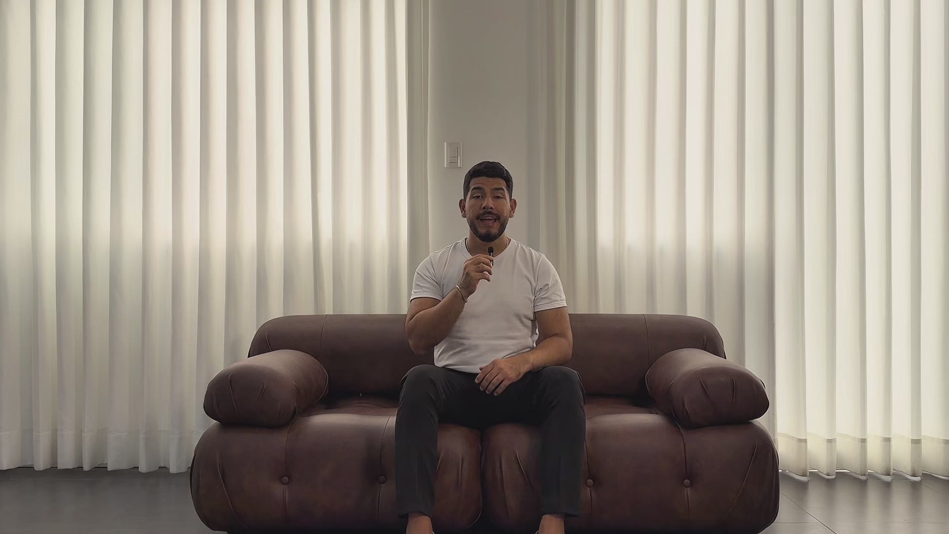 Cargar video: 