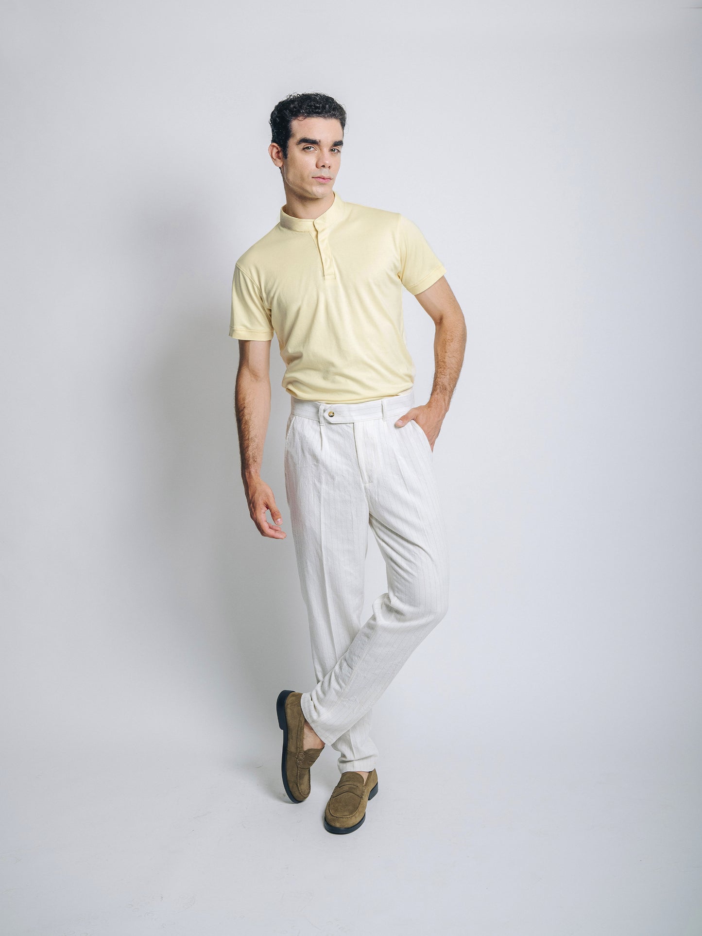 Polo cuello mao - amarillo pastel